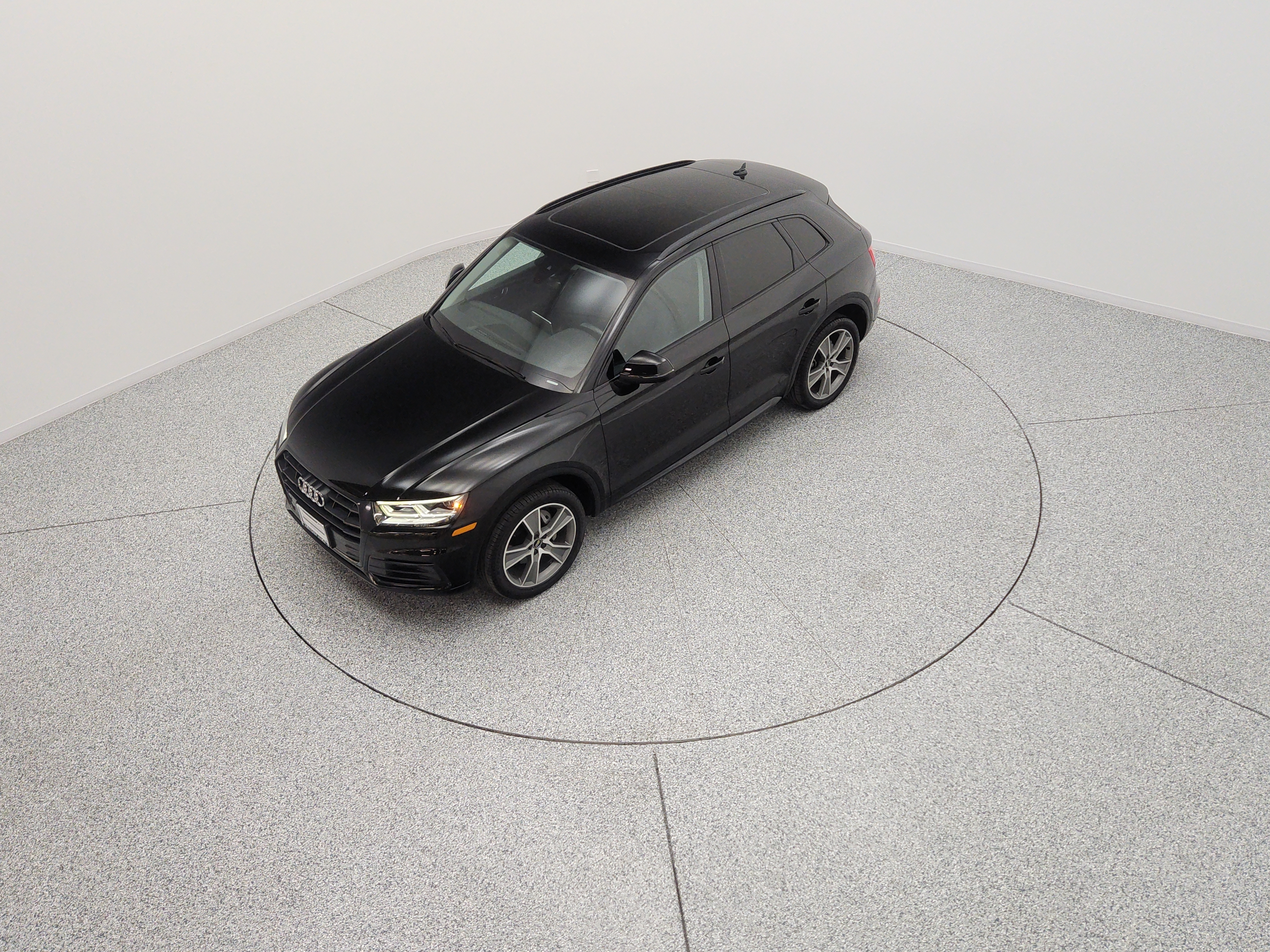 Pre-Owned 2019 Audi Q5 Premium Plus 45 TFSI quattro Sport Utility